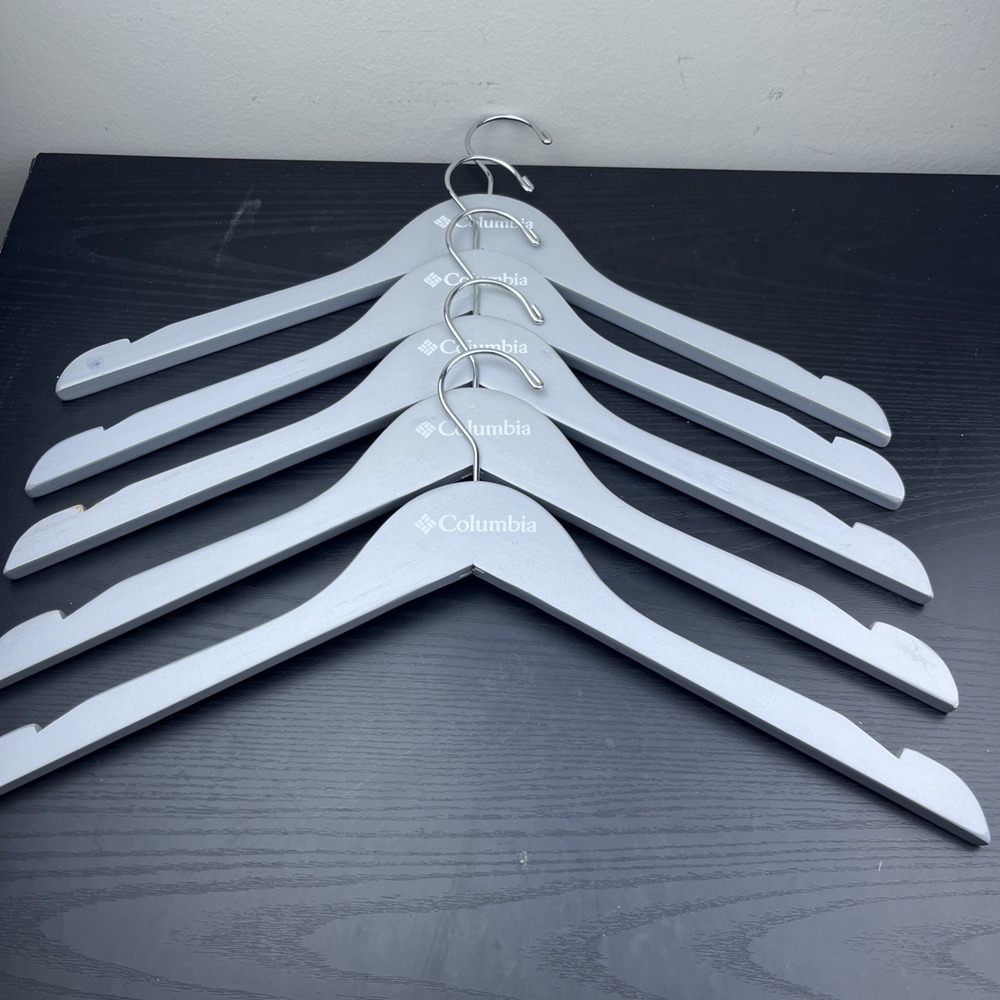 Columbia Sportswear Company Wooden Clothes Hangers Gray Set‎ of 5